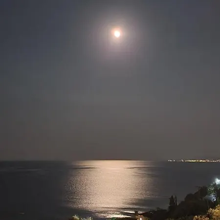 Valia Suite, Stone House 시비리