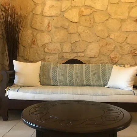 Villa Valia Suite, Stone House *