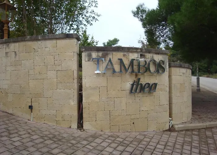 וילה Valia Suite, Stone House סיווירי